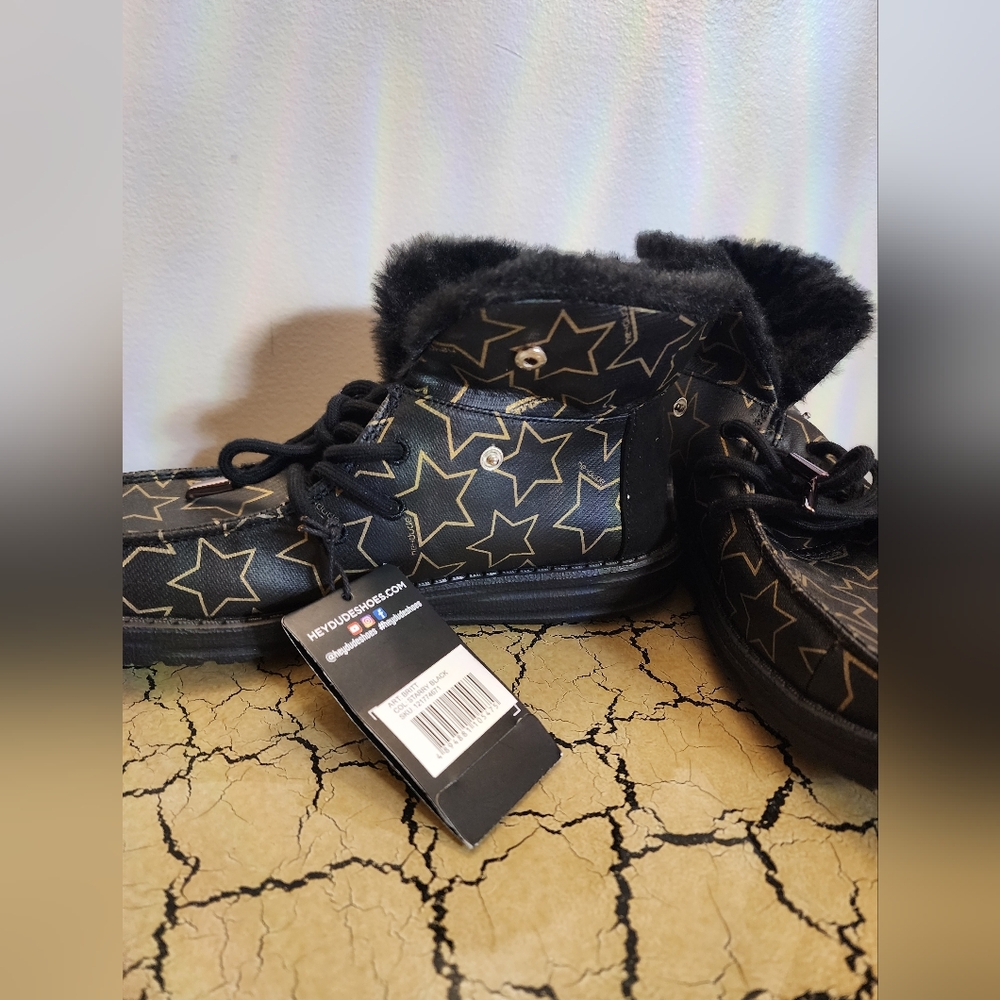 HEY DUDE womens Britt STARRY BLACK & gold faux fur booties US size 8 - Picture 12 of 15